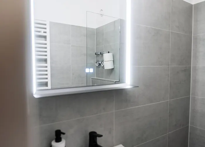 公寓 Zentral Nah Mhh Terrasse Komfort 2 *